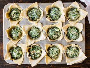 Vegetarian pie - Spinach, feta & potato pie & egg